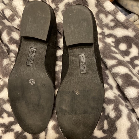 Booties - Picture 3 of 4